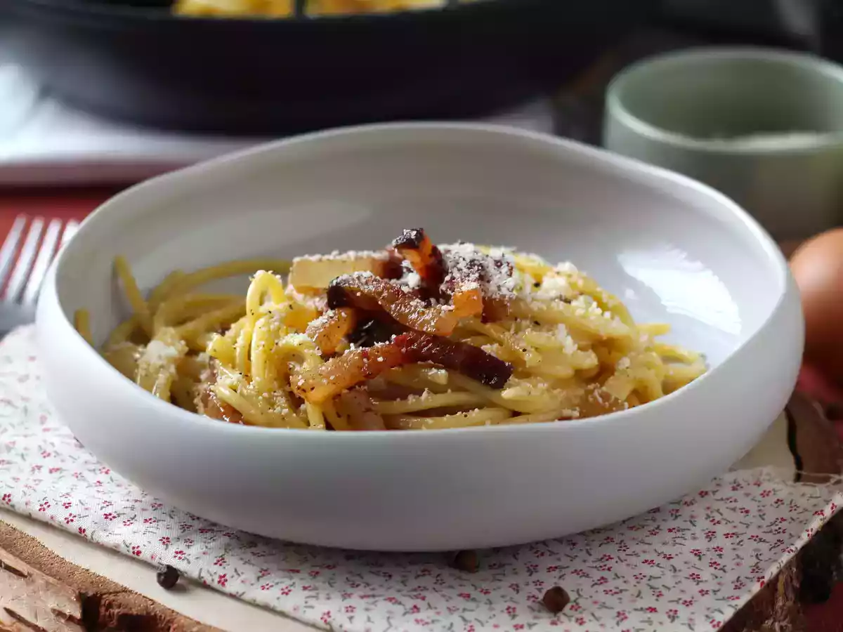 Spaghetti alla carbonara, det äkta italienska receptet! - foto 2