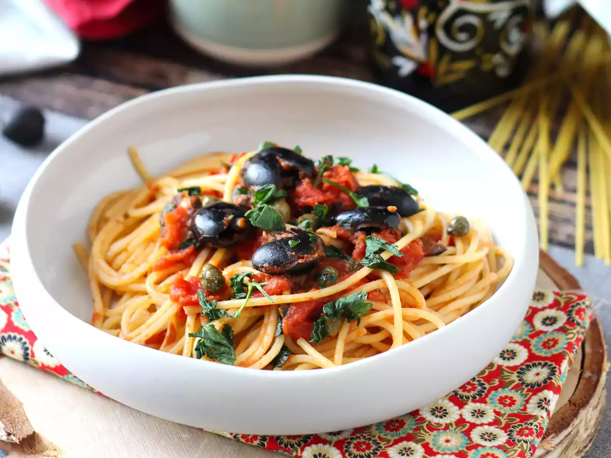 Spaghetti alla puttanesca, en snabb och välsmakande rätt - foto 3
