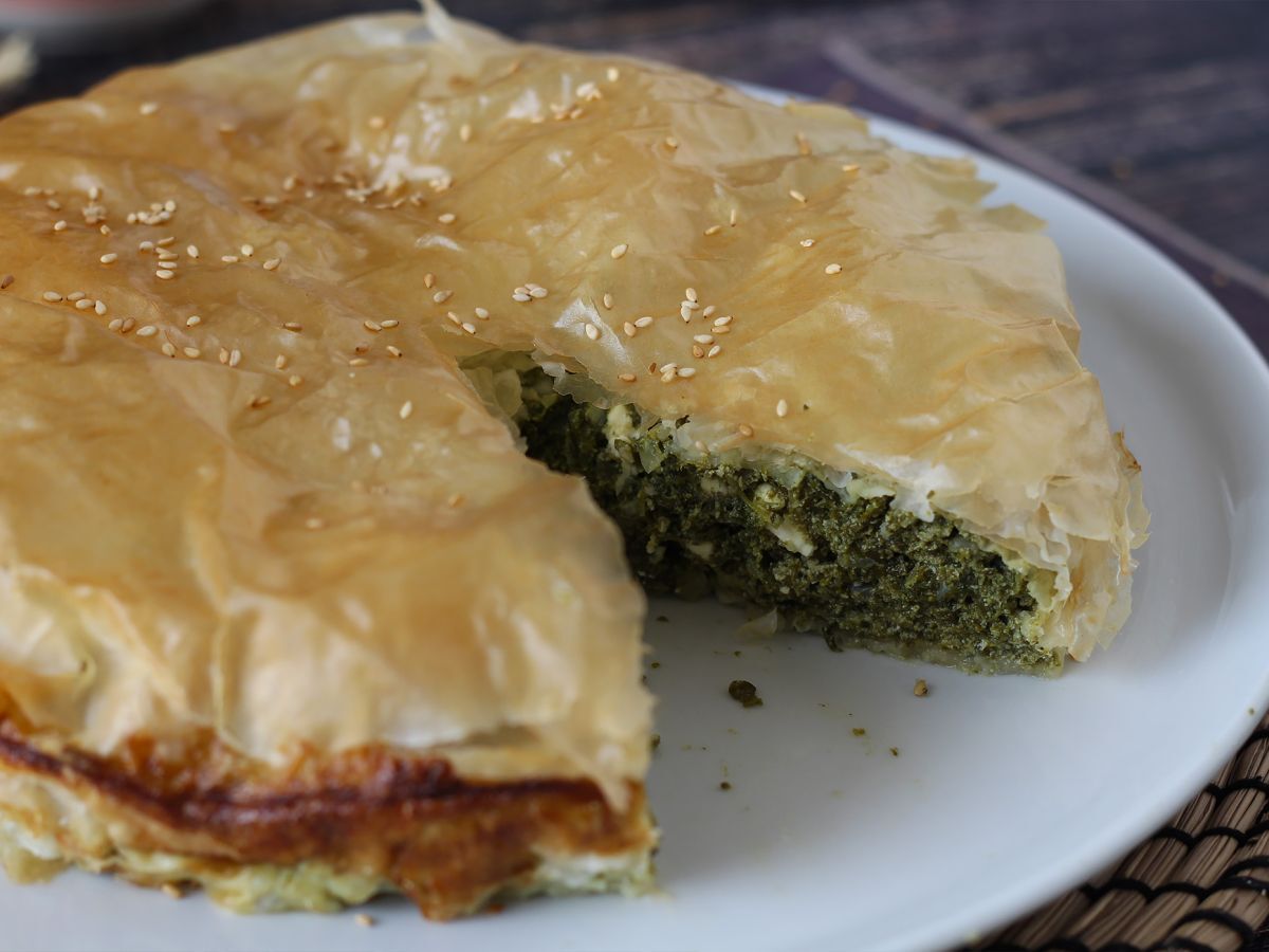 Spanakopita, den superenkla grekiska pajen med spenat och fetaost - foto 2