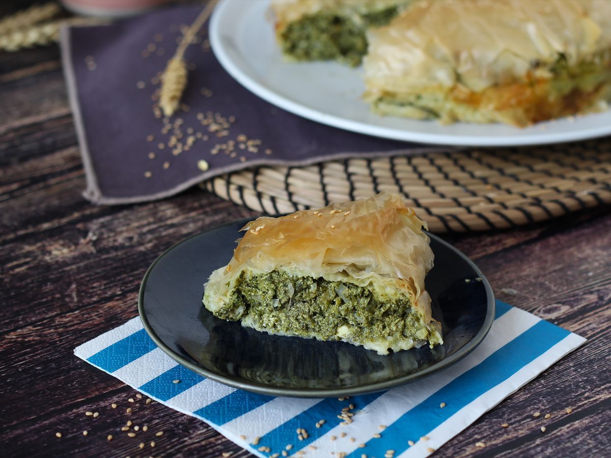 Spanakopita, den superenkla grekiska pajen med spenat och fetaost - foto 3