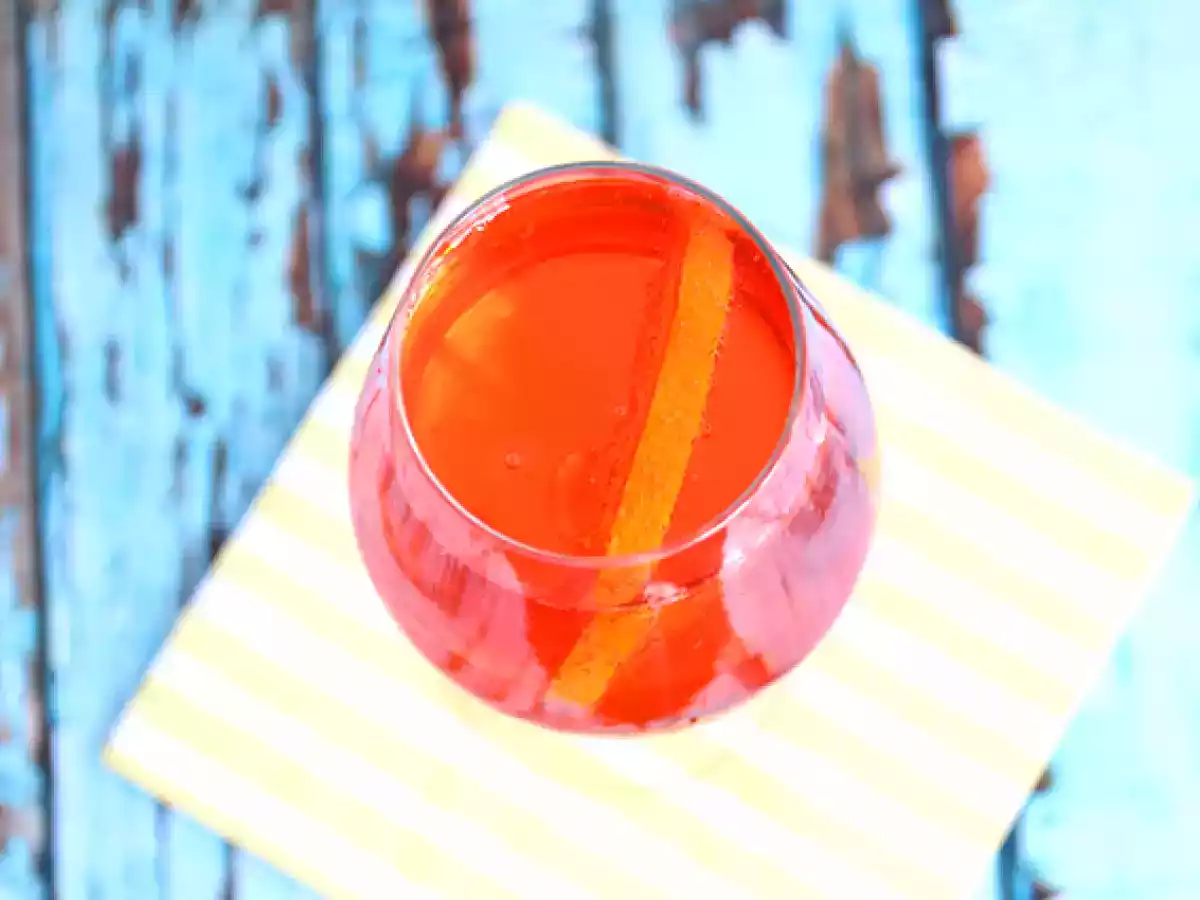 Spritz, den berömda italienska cocktailen med Aperol - foto 3