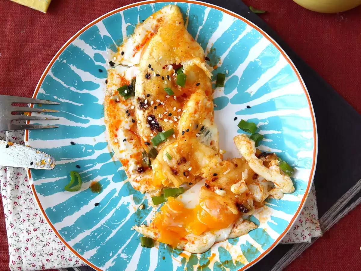 Stekta ägg med honung och mozzarella, den söta, salta och kryddiga expressfrukosten! - foto 2