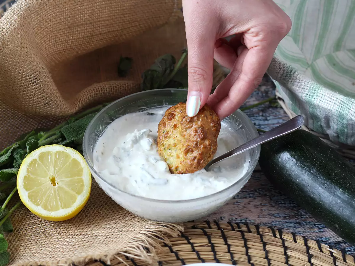 Superfräsch sås med yoghurt, fetaost, citron och mynta! - foto 4