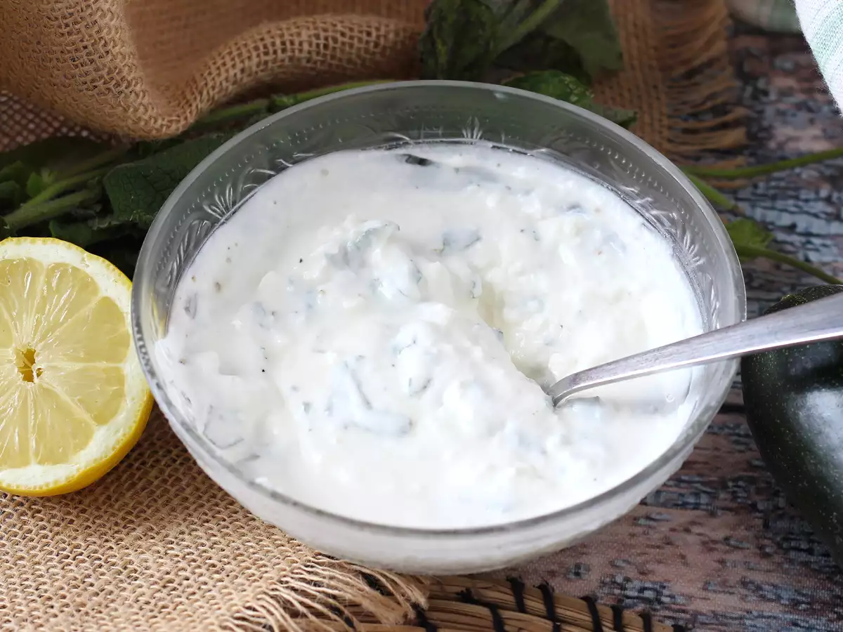 Superfräsch sås med yoghurt, fetaost, citron och mynta! - foto 5