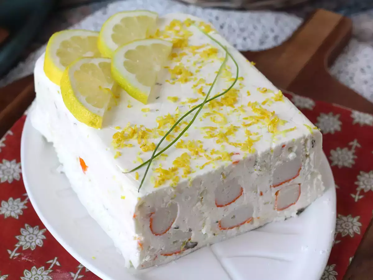 Surimi-terrin utan tillagning: en enkel kall förrätt som passar perfekt till sommaren - foto 3