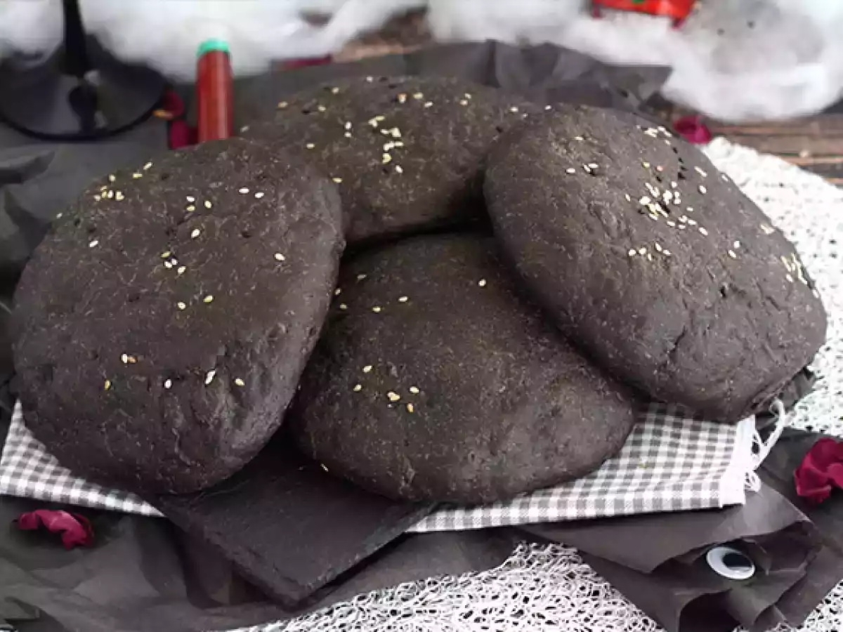 Svarta bullar med bläckfiskbläck