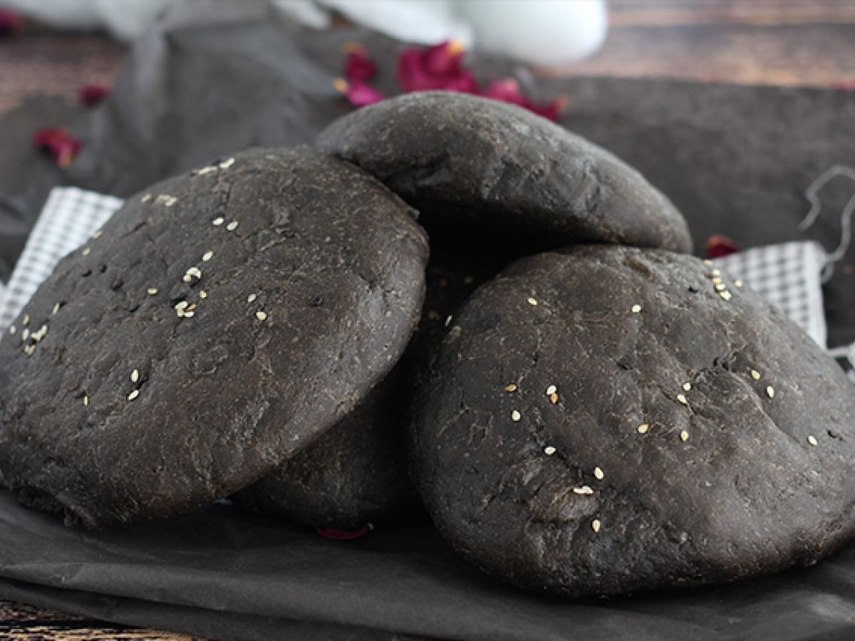 Svarta bullar med bläckfiskbläck - foto 4