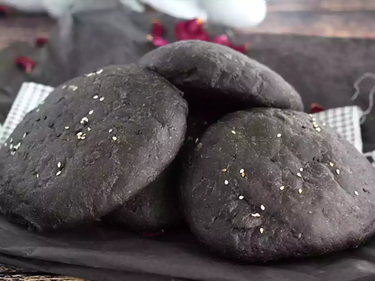 Svarta bullar med bläckfiskbläck - foto 4