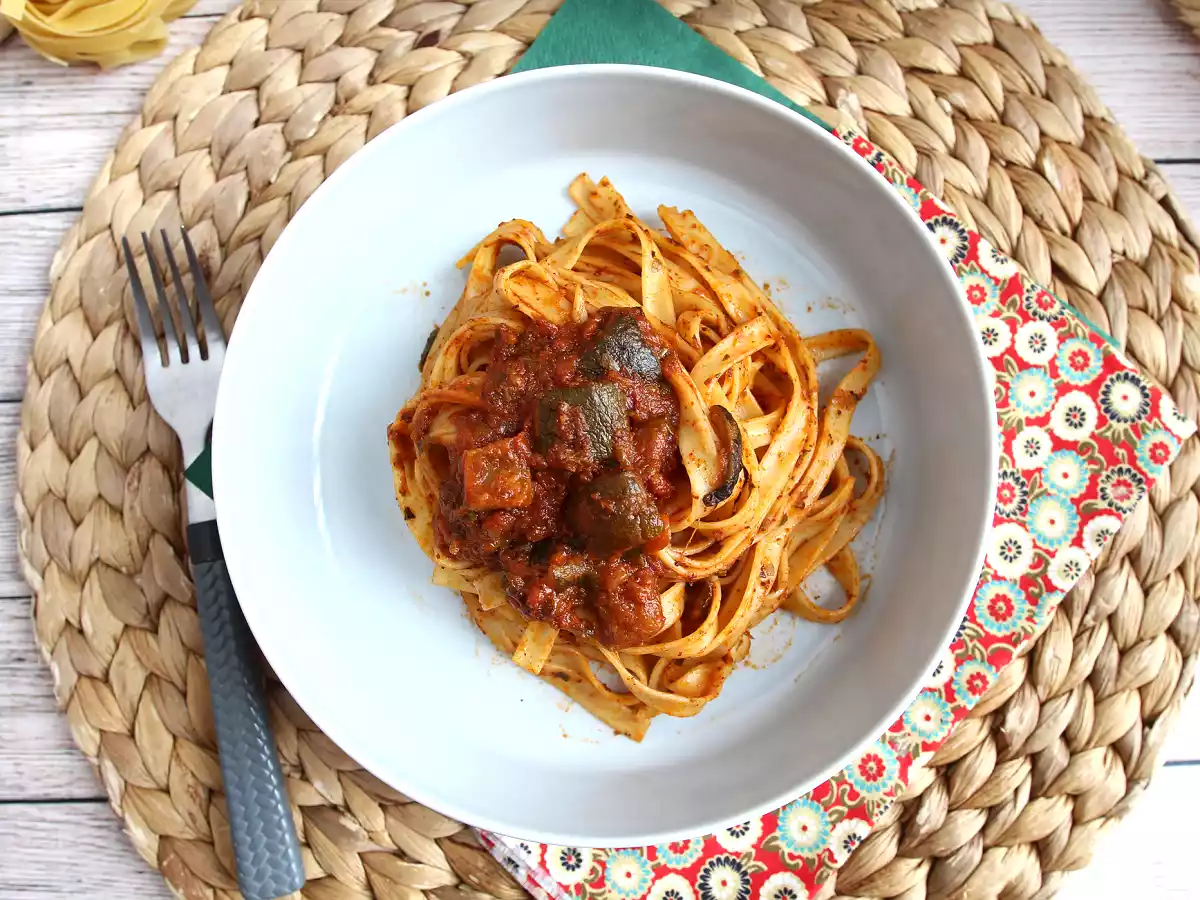 Tagliatelle med zucchiniragu, en vegetarisk huvudrätt som alla älskar! - foto 3