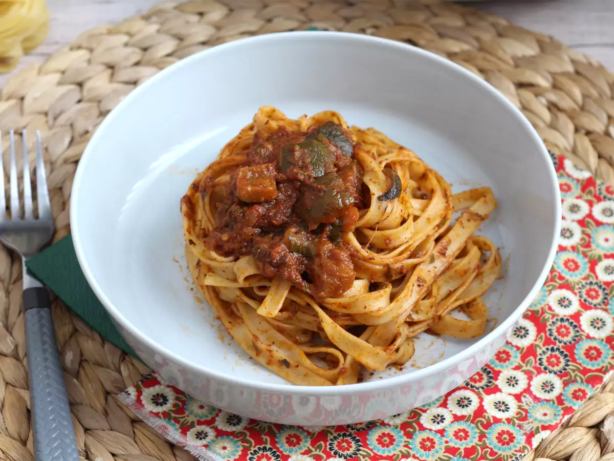 Tagliatelle med zucchiniragu – en vegetarisk pastarätt som alla älskar!