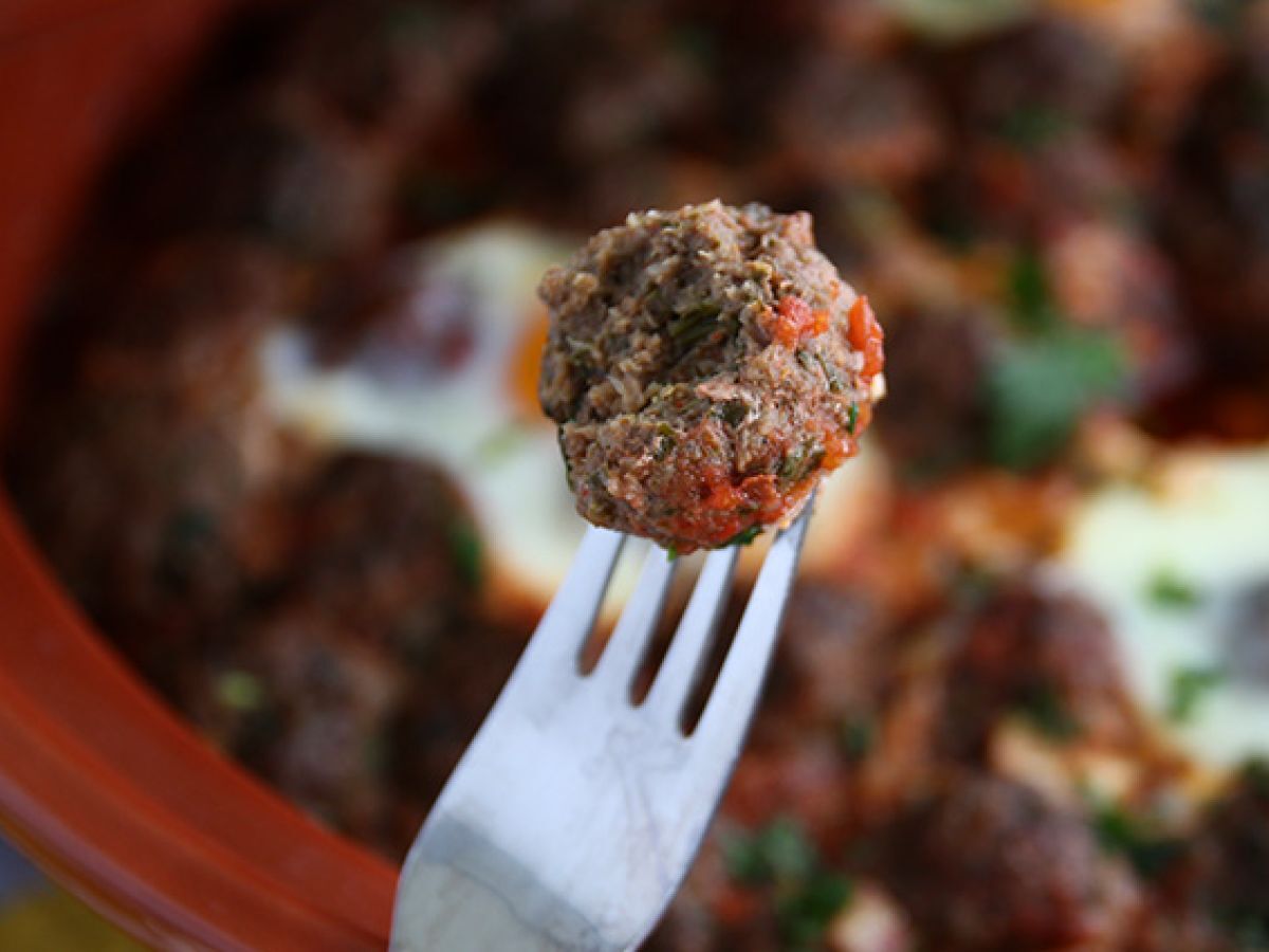 Tajine av kefta (köttbullar med kryddor och örter) - foto 4