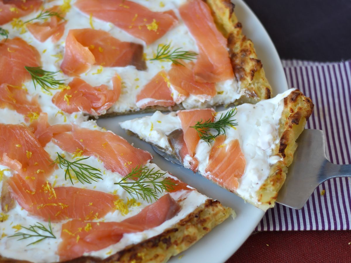 Tart med rökt lax och potatisbotten - foto 3