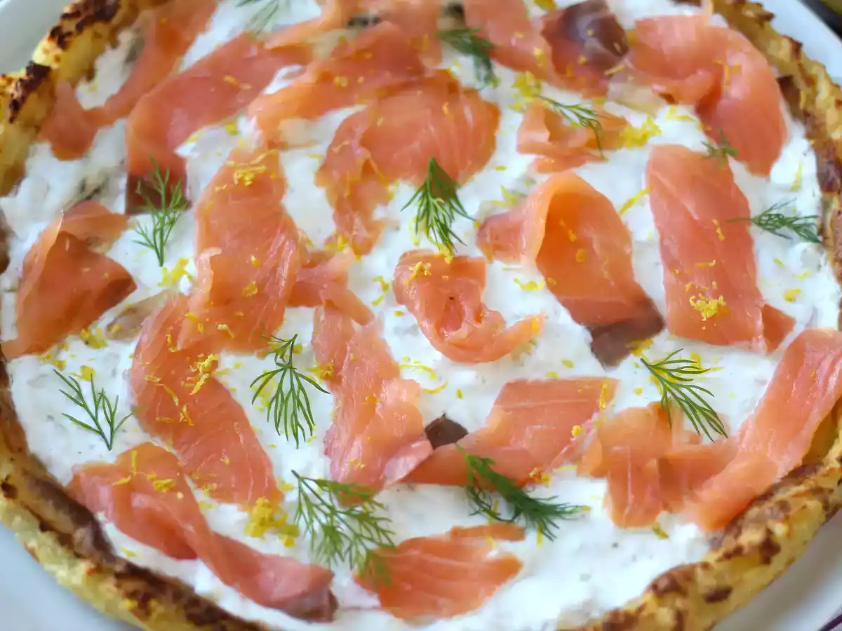 Tart med rökt lax och potatisbotten - foto 4