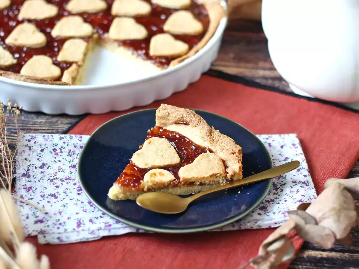 Tårta med jordgubbssylt: klassiskt recept på mördeg (även hjärtan) - foto 4