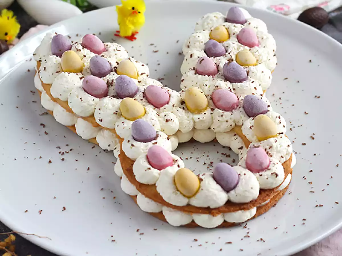 Tårta med påskägg och kanin - foto 3