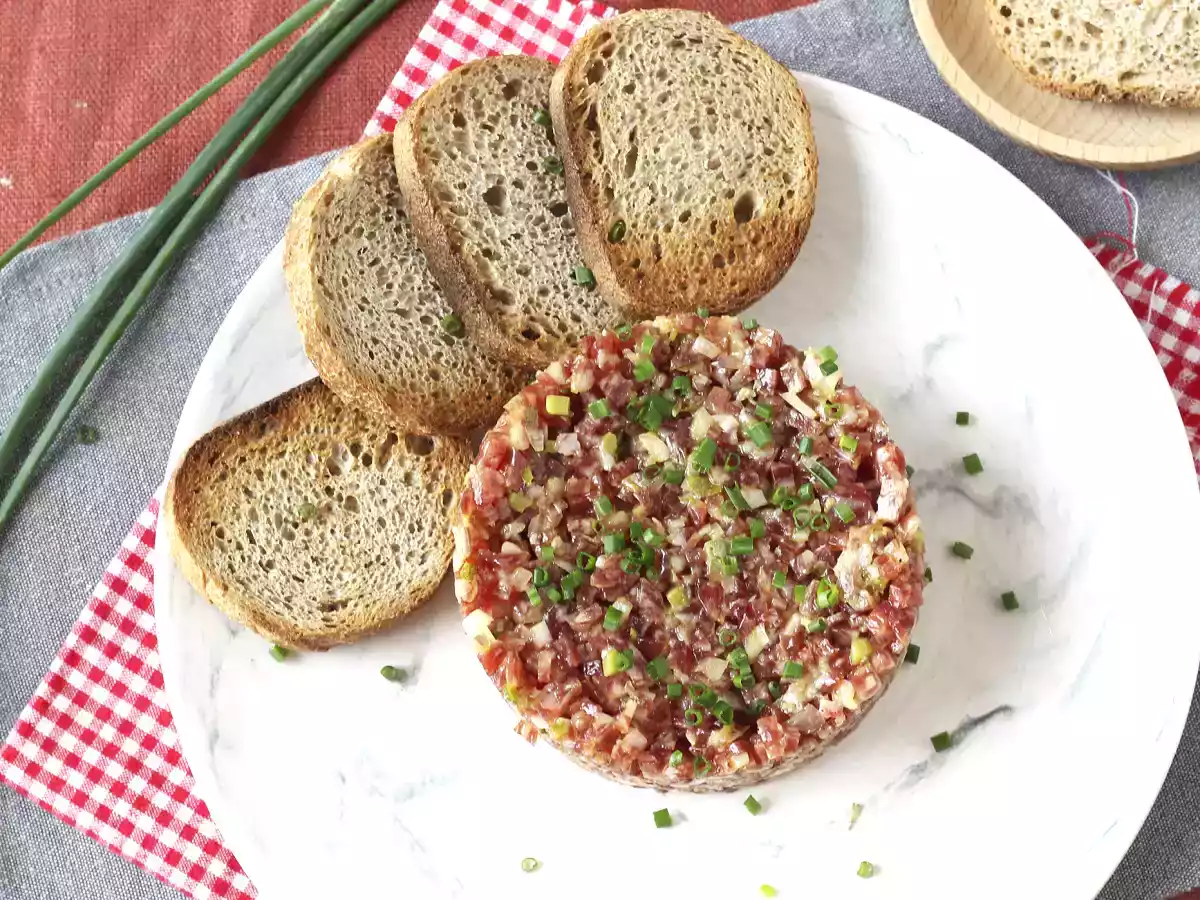Tartar de fuet: en expressversion av den klassiska bifftartaren - foto 2