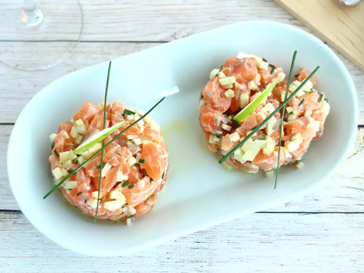 Tartare av färsk lax och grönt äpple - foto 3