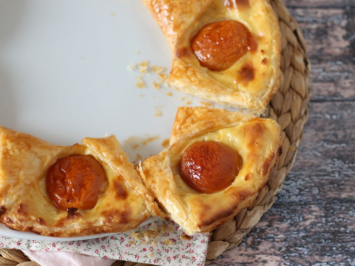 Tarte oranaise - Smördeg, vaniljsås och aprikoser - foto 4