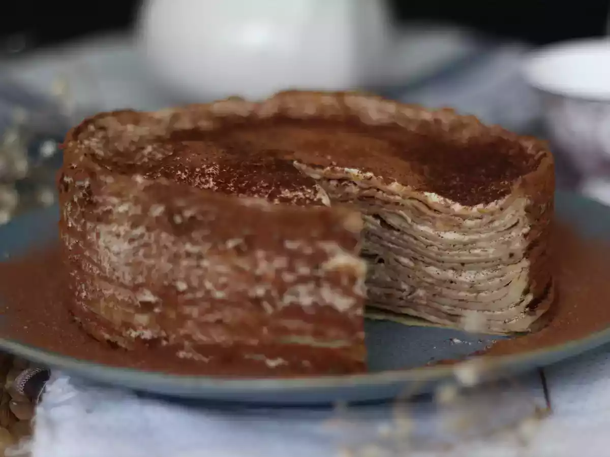 Tiramisu-liknande pannkakstårta med kaffe och kakao - foto 5