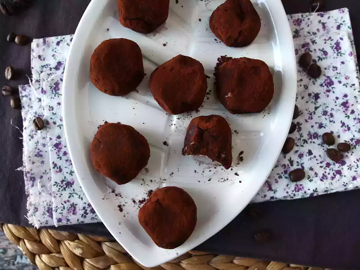 Tiramisu-liknande rochers, den perfekta italienska desserten i miniportioner som passar till ditt kaffe! - foto 2