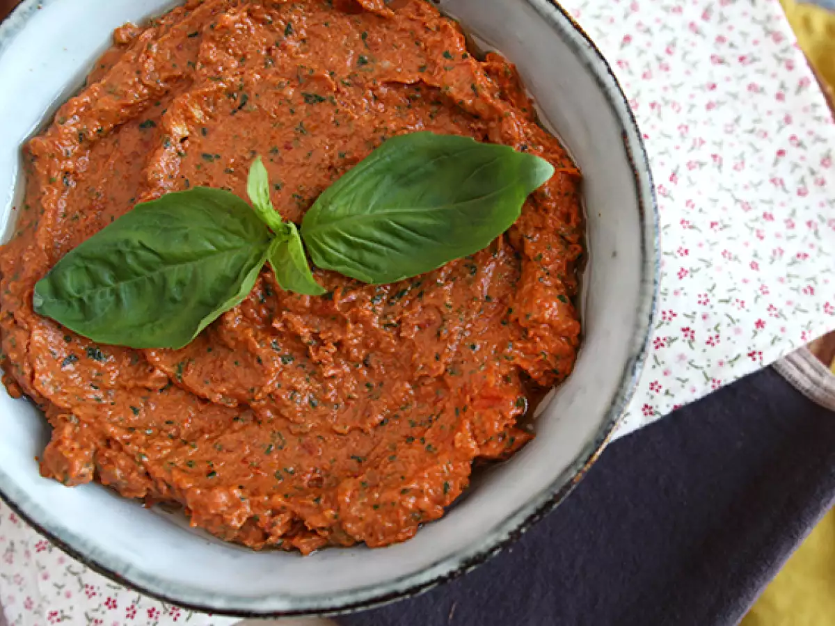 Tomatröra med basilika - foto 4