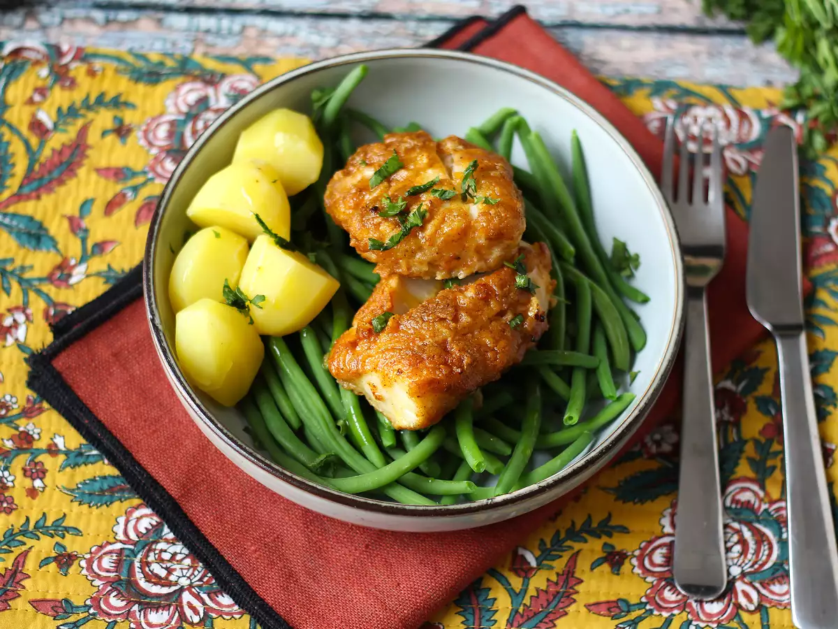 Torskfilé med citron, vitlök och kryddor