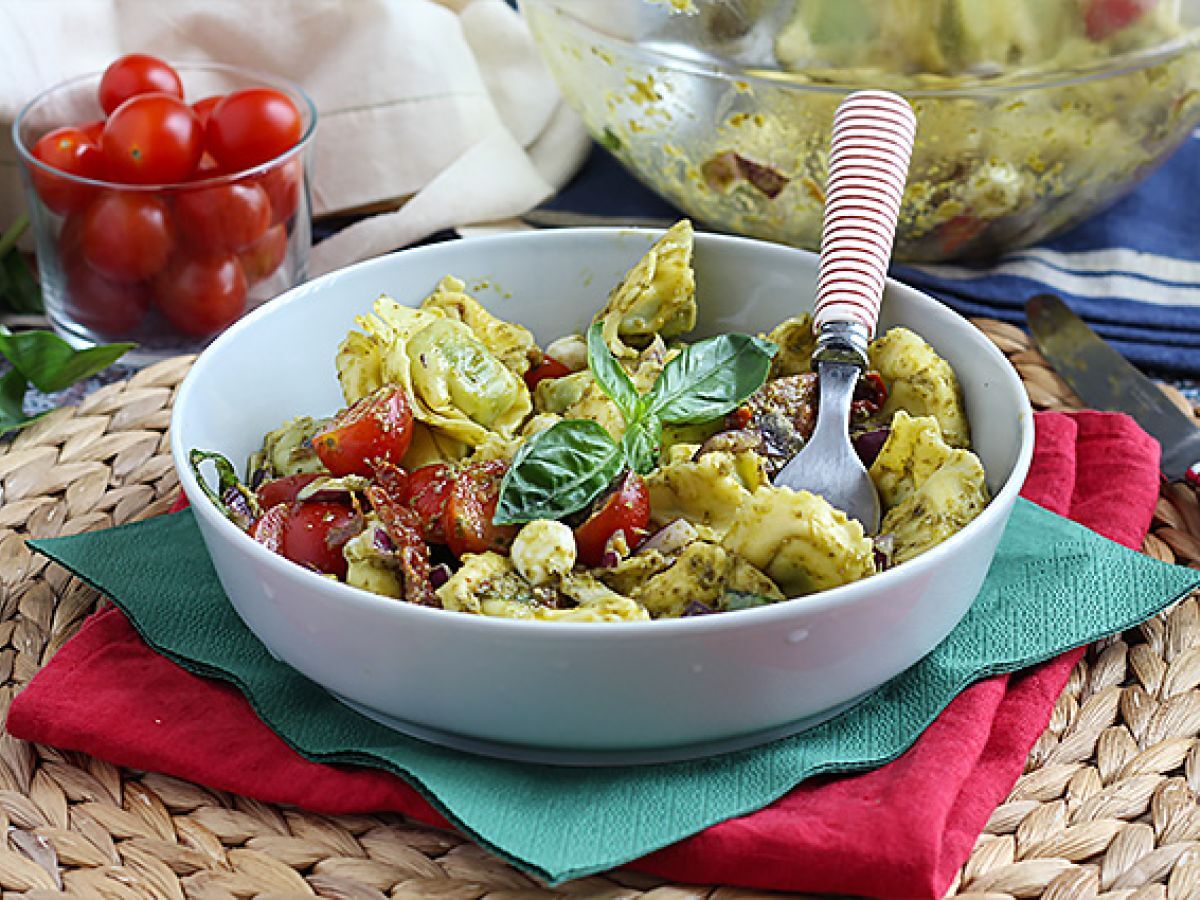 Tortellinisallad med pesto - foto 3