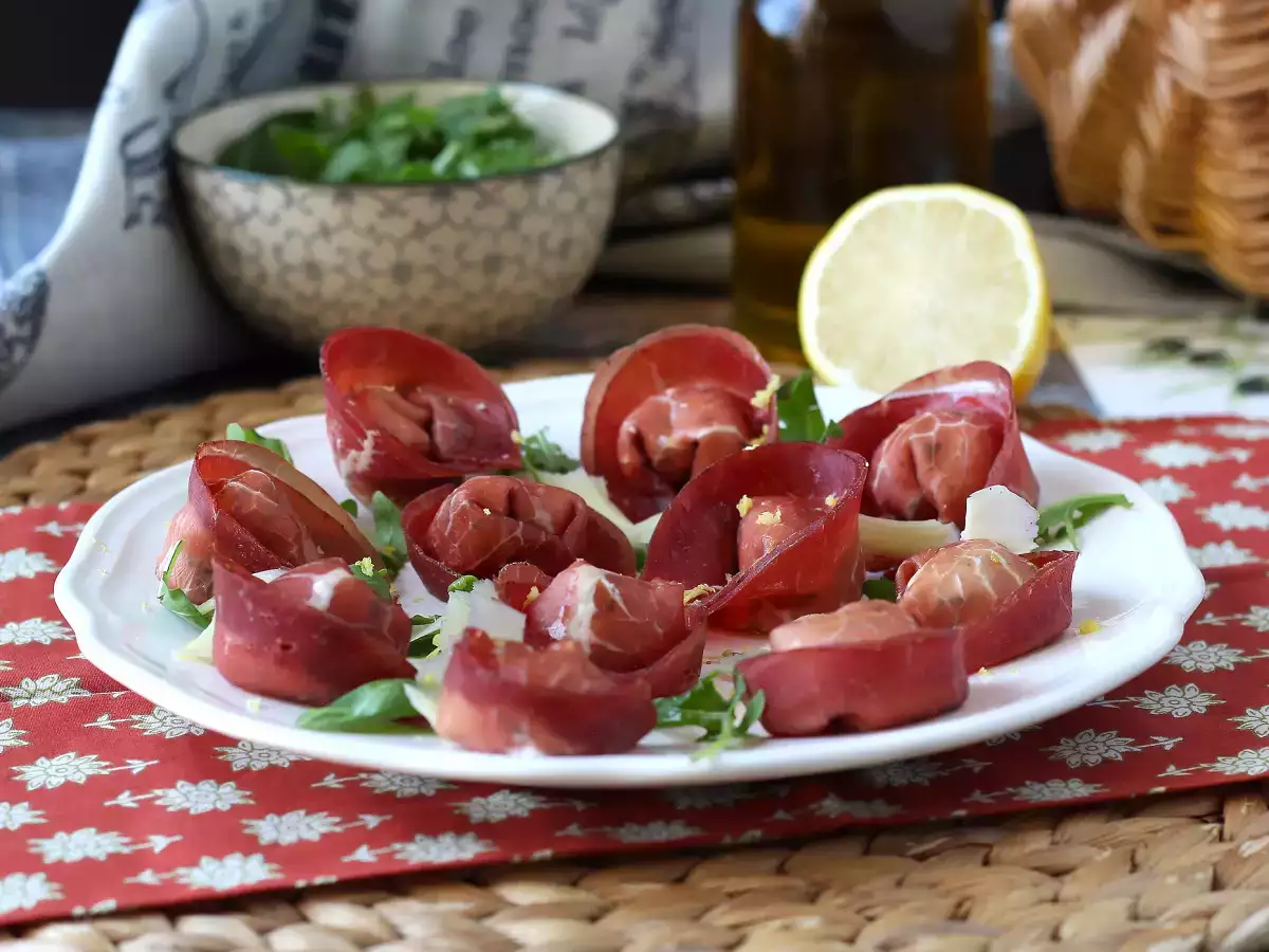 Tortelloni di bresaola fylld med rucola och ricottaost: välsmakande och klar på 10 minuter! - foto 4