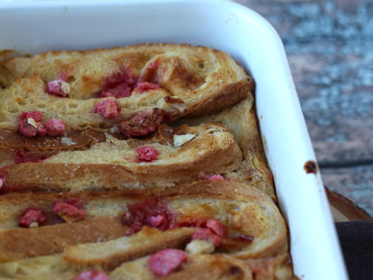 Ugnsbakad fransk toast med rosa pralintopping, ett ultra-gourmetrecept - foto 3