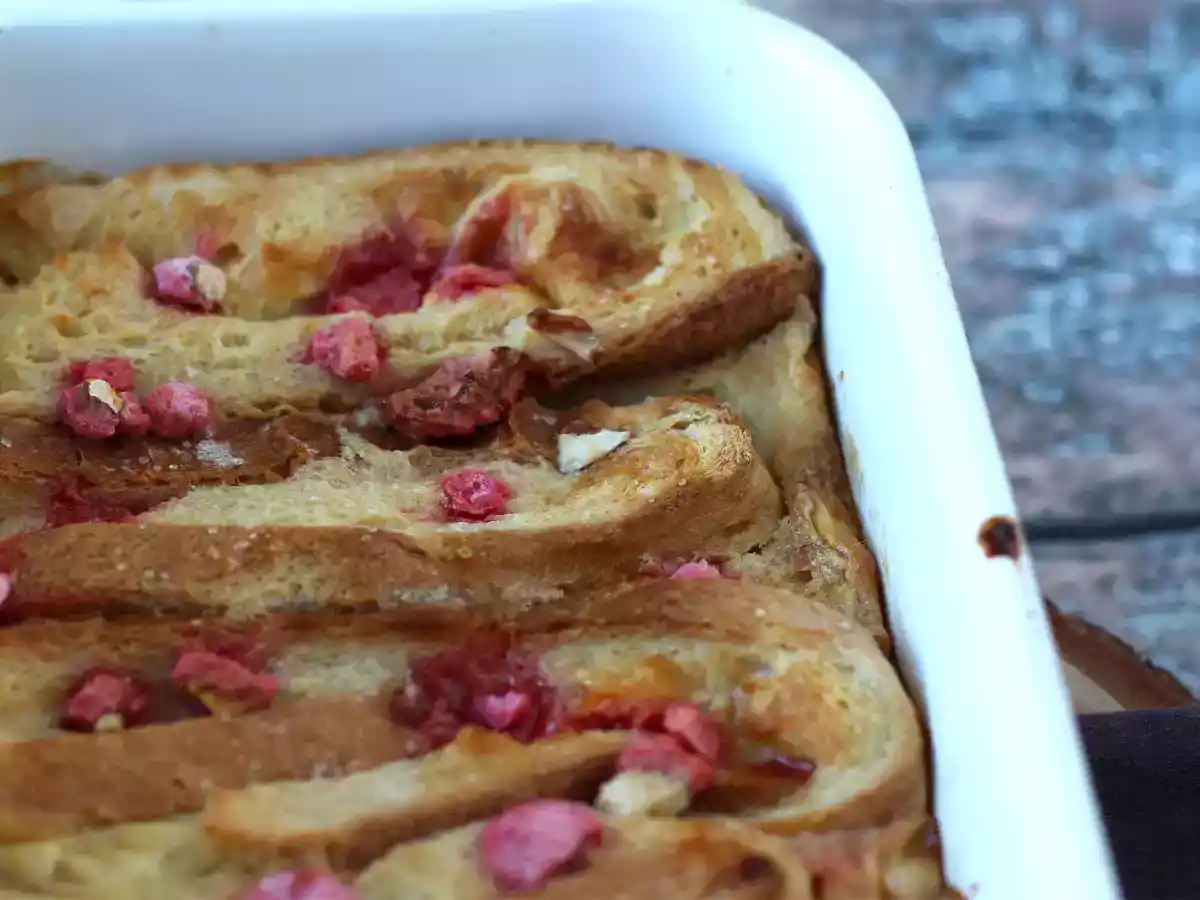 Ugnsbakad fransk toast med rosa pralintopping, ett ultra-gourmetrecept - foto 3