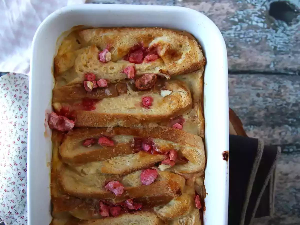 Ugnsbakad fransk toast med rosa pralintopping, ett ultra-gourmetrecept - foto 4