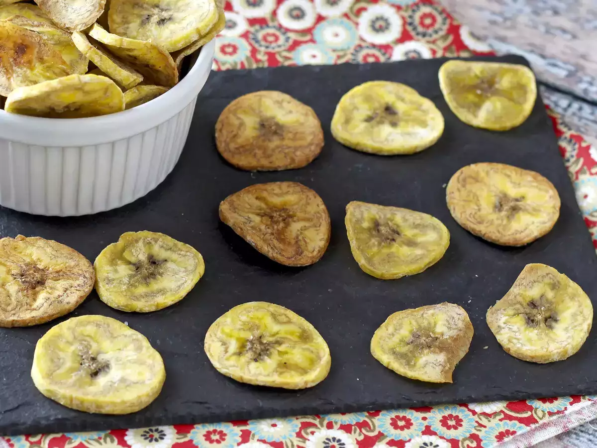Ugnsbakade chips av matbanan