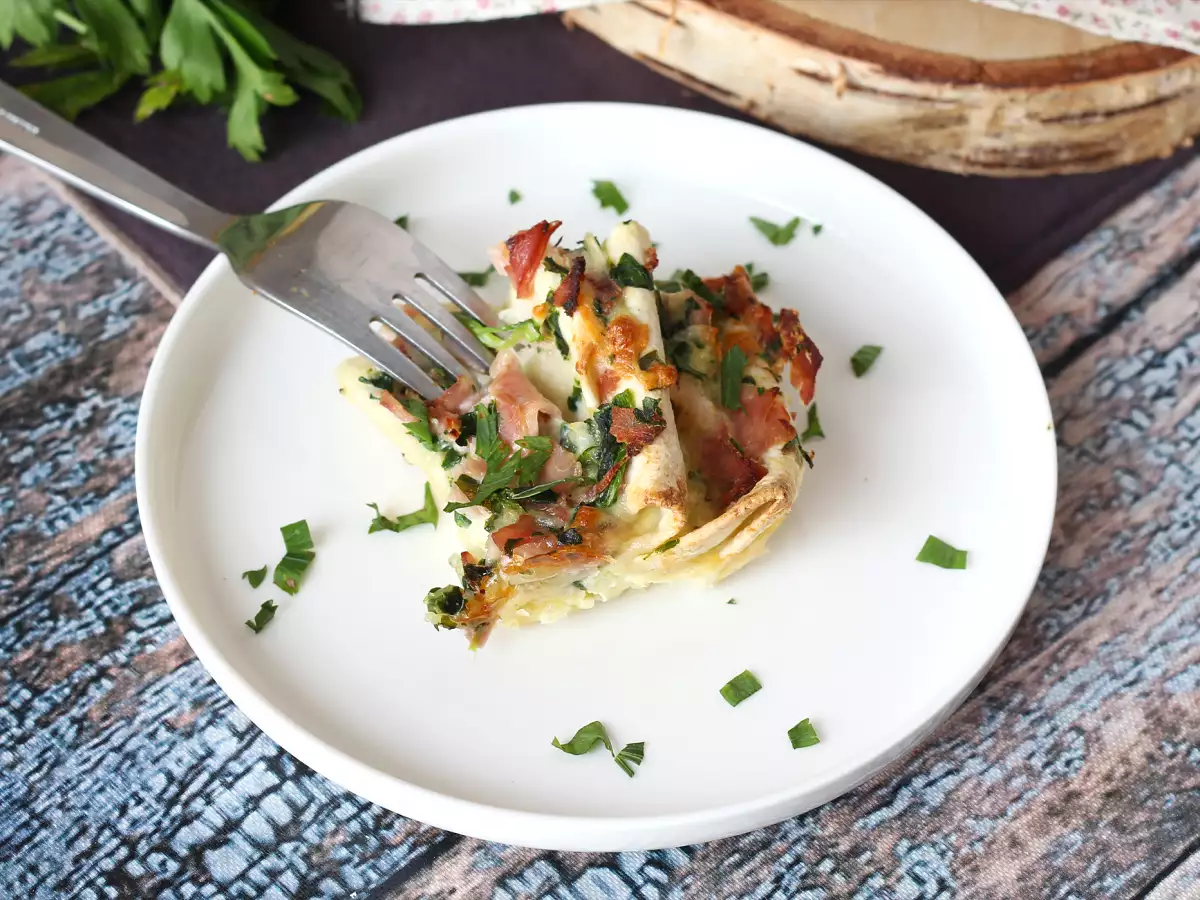 Vad kan man göra med tortillas? Tortillagratäng med skinka, spenat och mozzarella – inspirerad av crinkle cake - foto 2