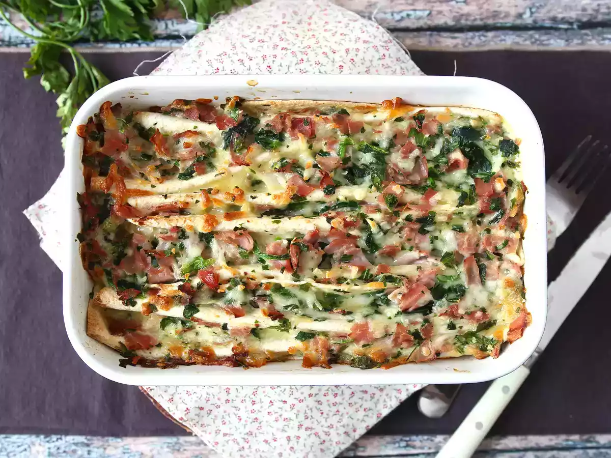 Vad man ska göra med tortillas? Gratäng med skinka, spenat och mozzarella på kruskakemässigt vis - foto 5