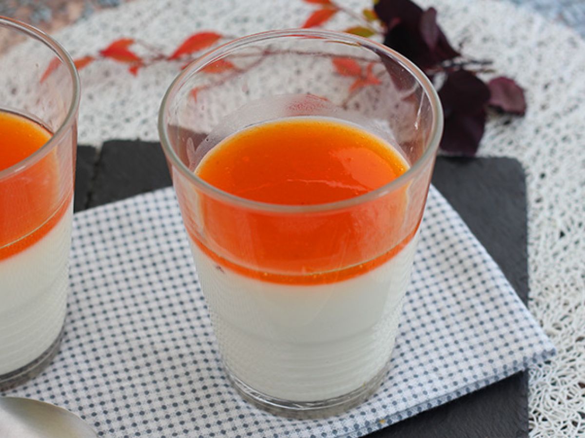 Vaniljpannacotta med aprikoscoulis - foto 3