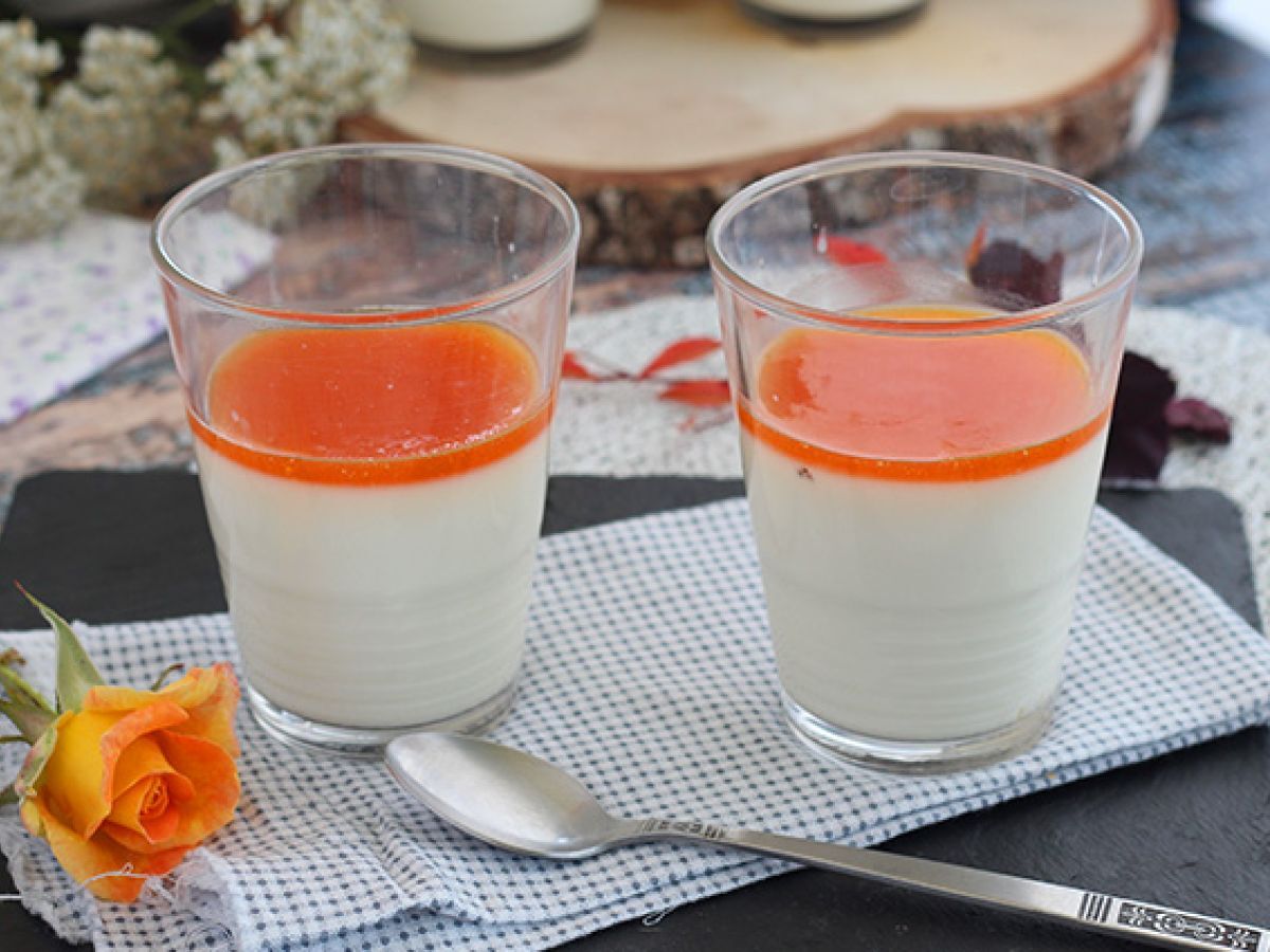 Vaniljpannacotta med aprikoscoulis - foto 5