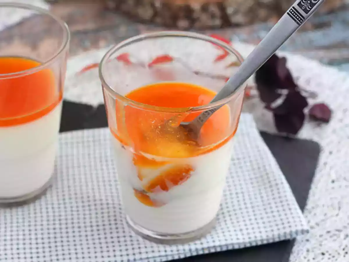 Vaniljpannacotta med aprikoscoulis - foto 6