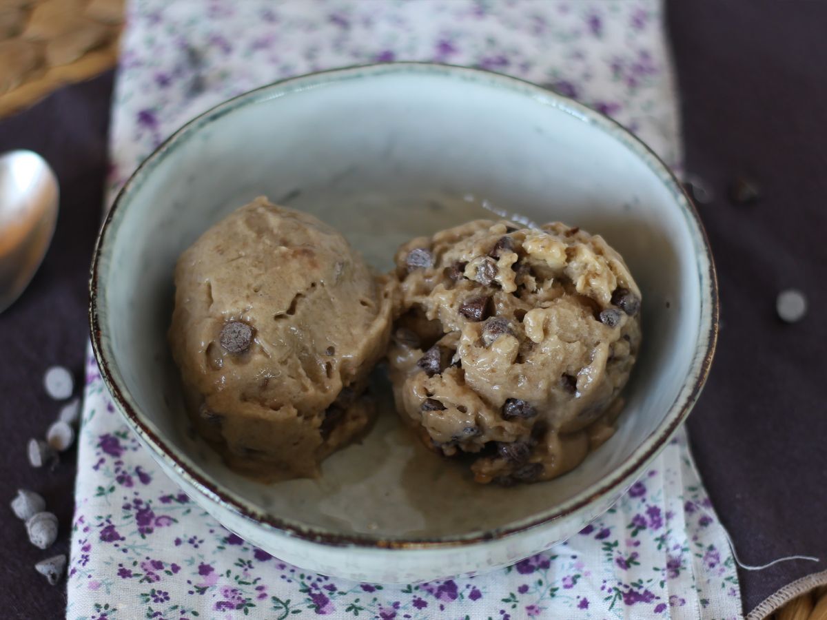 Vegansk bananglass superenkel att göra med kaksmak! Vegansk kakdeg - foto 2