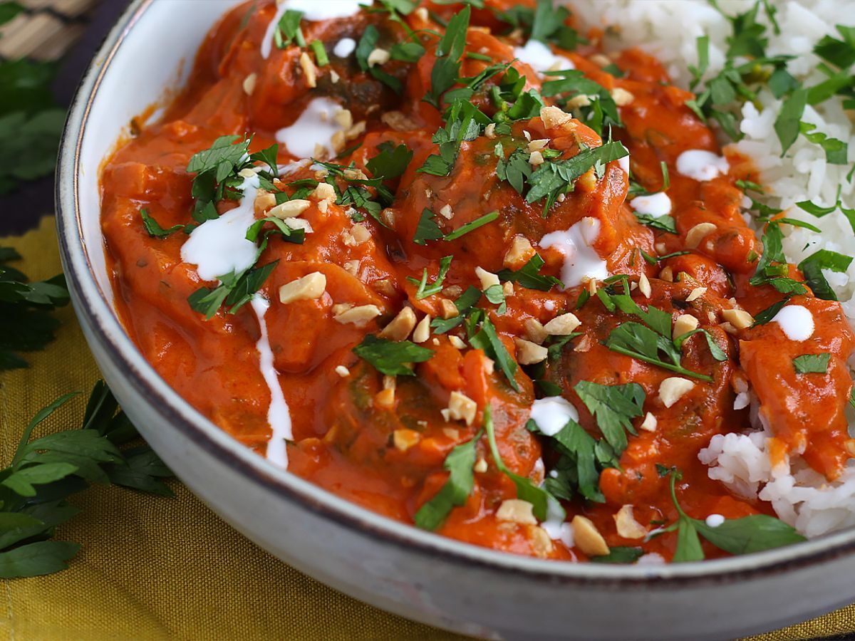 Vegansk Malai Kofta: kikärtsköttbullar med tomatsås
