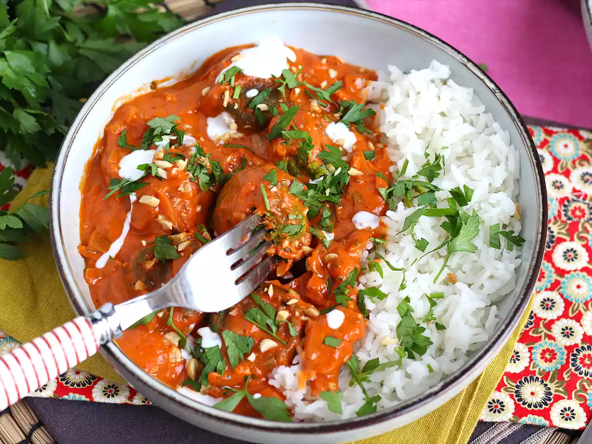 Vegansk Malai Kofta: kikärtsköttbullar med tomatsås - foto 4