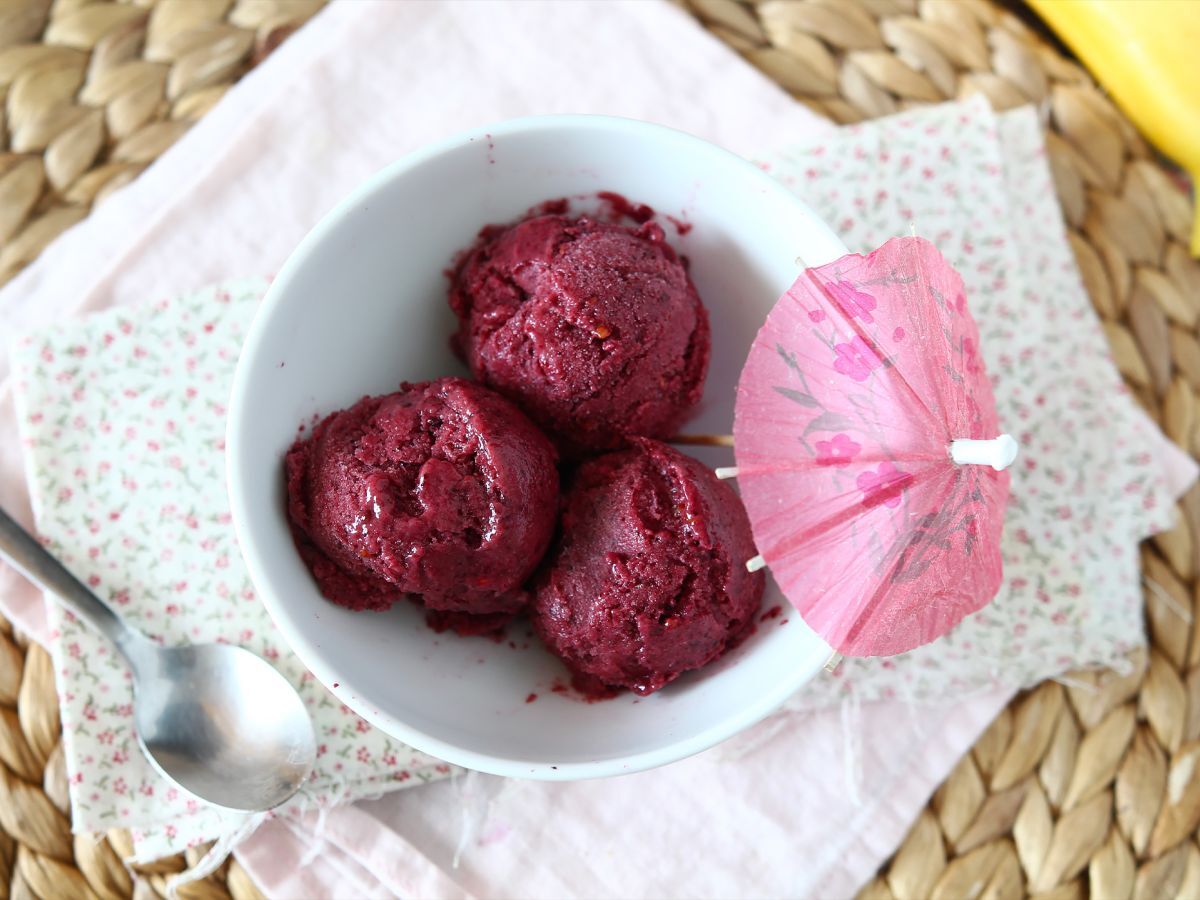 Vegansk röd fruktglass: superlätt bananglass att göra! - foto 2