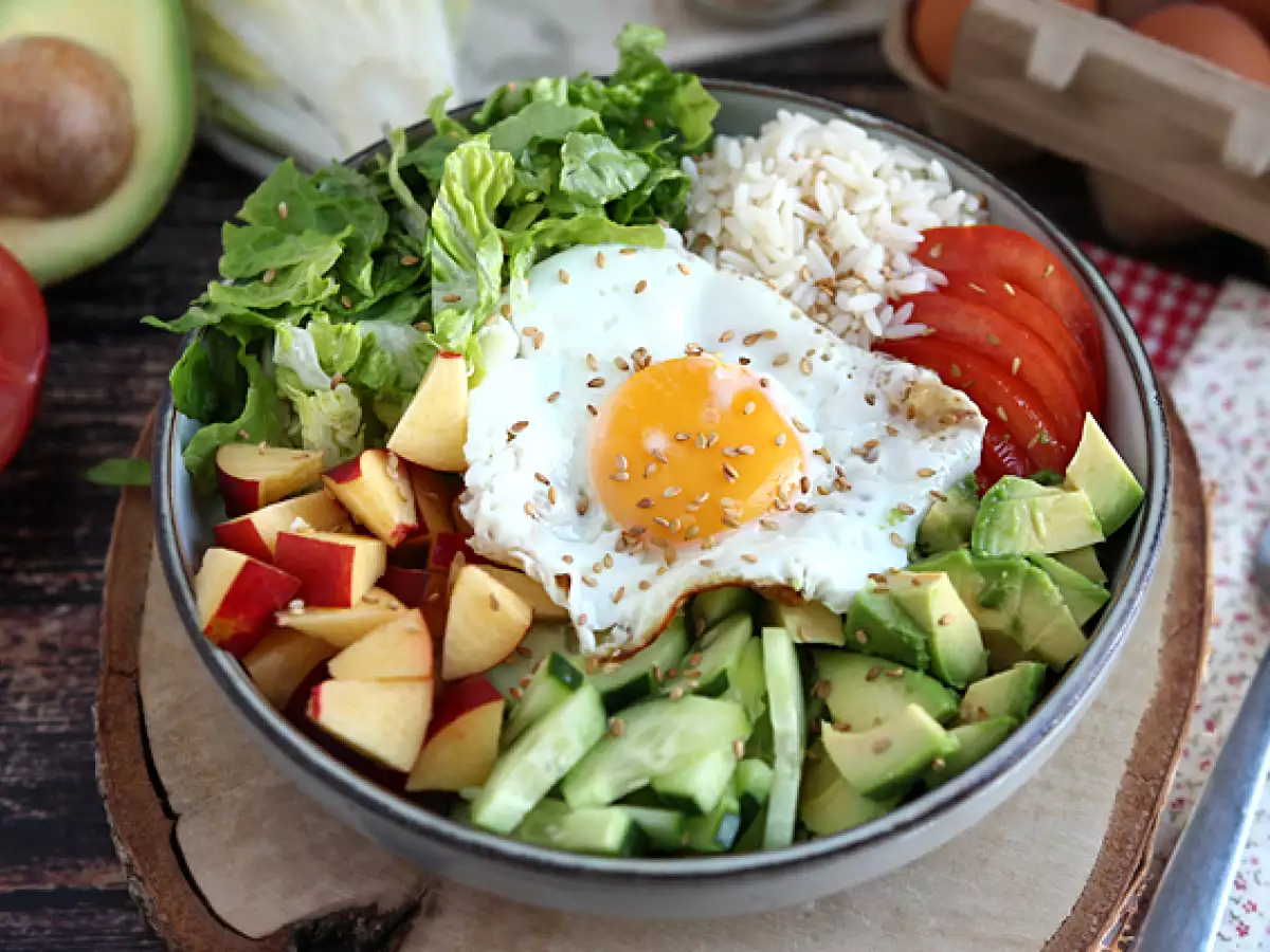 Vegetarisk Buddha bowl – en balanserad och färgstark sallad