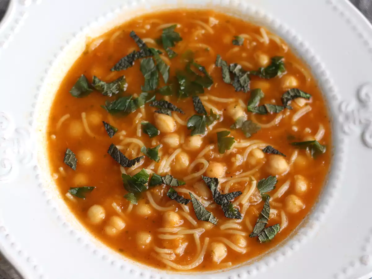 Vegetarisk chorba – en aromatisk och smakrik soppa! - foto 2