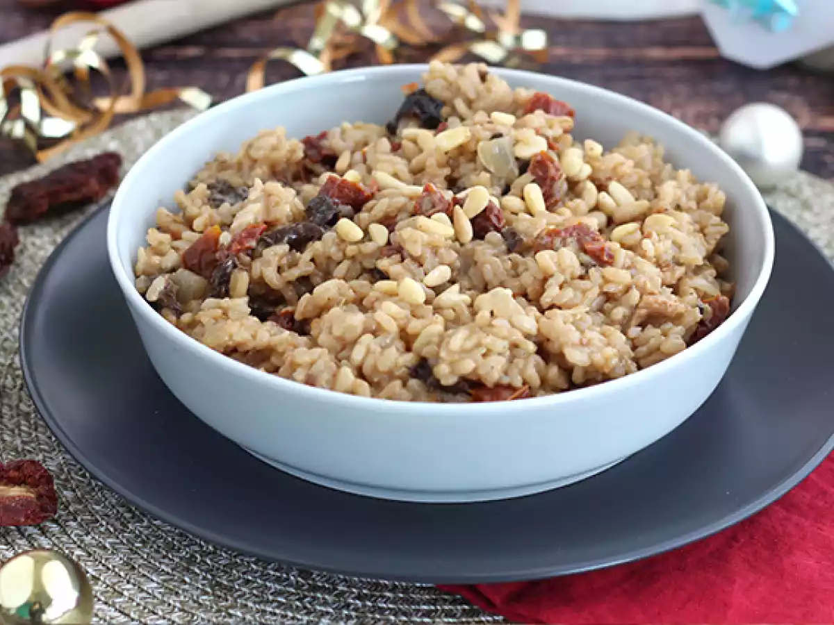 Vegetarisk risotto med soltorkade tomater och champinjoner