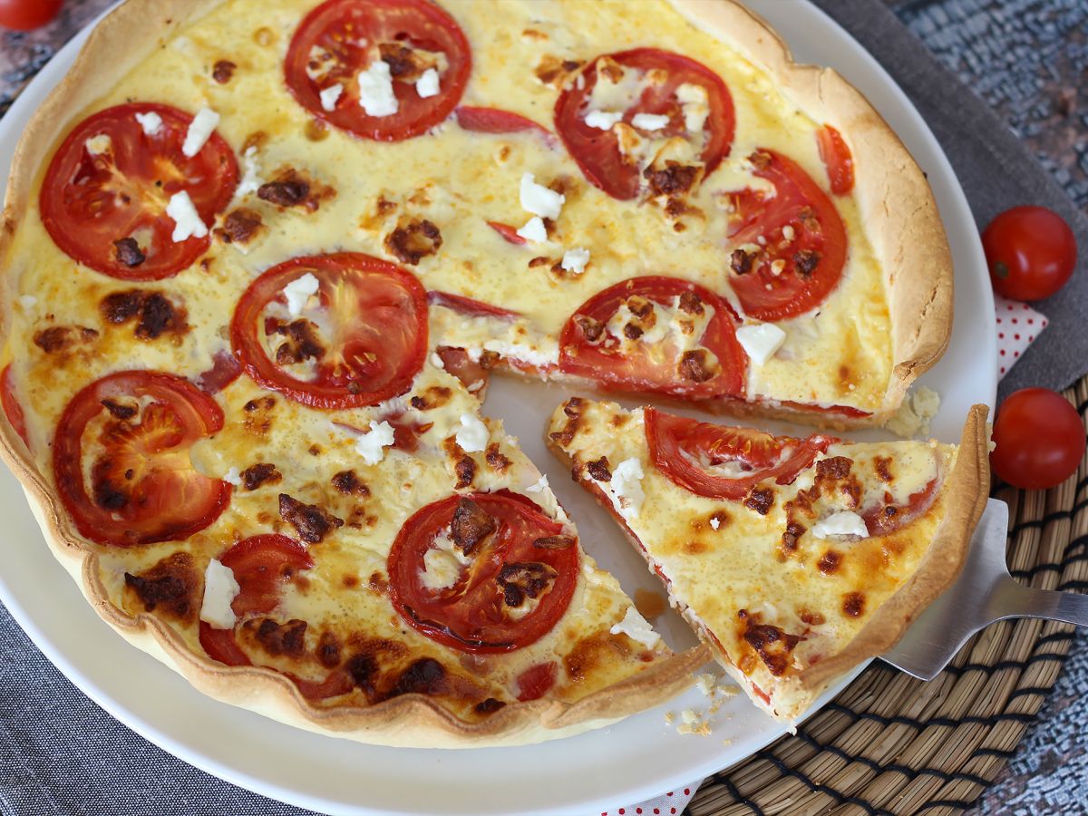 Vegetarisk tomat- och fetaquiche, perfekt att ta med på picknicken! - foto 4
