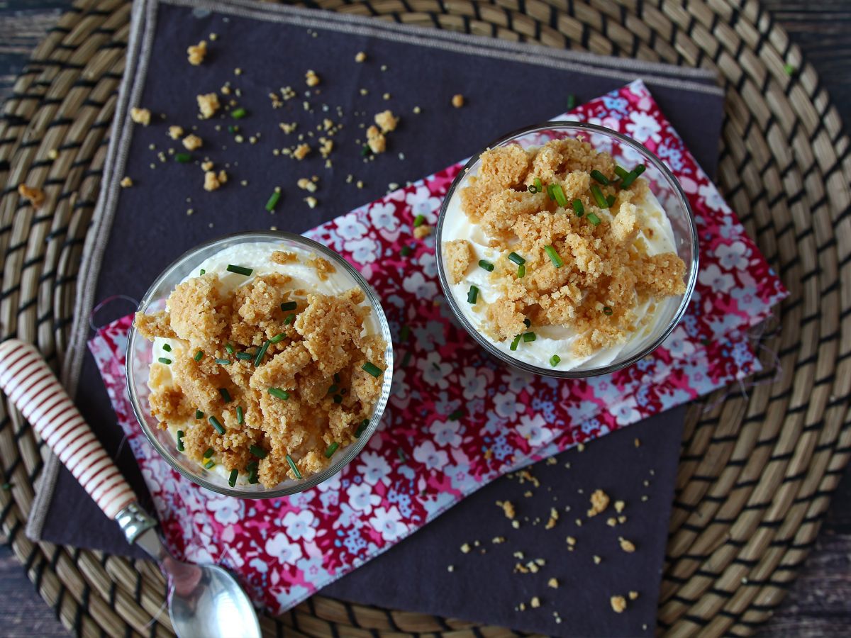 Vegetariska verrines: ärtsoppa, parmesancrumble och mascarponekräm - foto 2