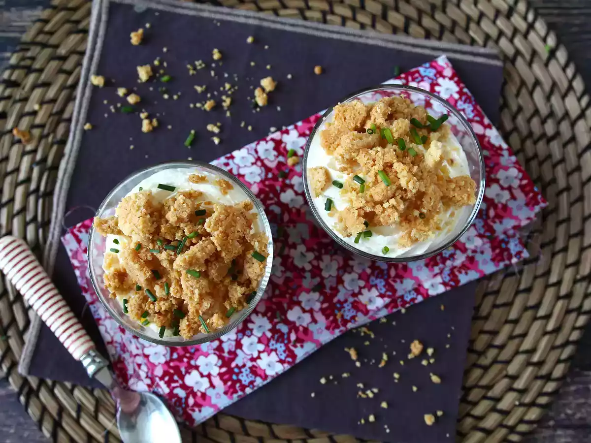 Vegetariska verrines: ärtsoppa, parmesancrumble och mascarponekräm - foto 2