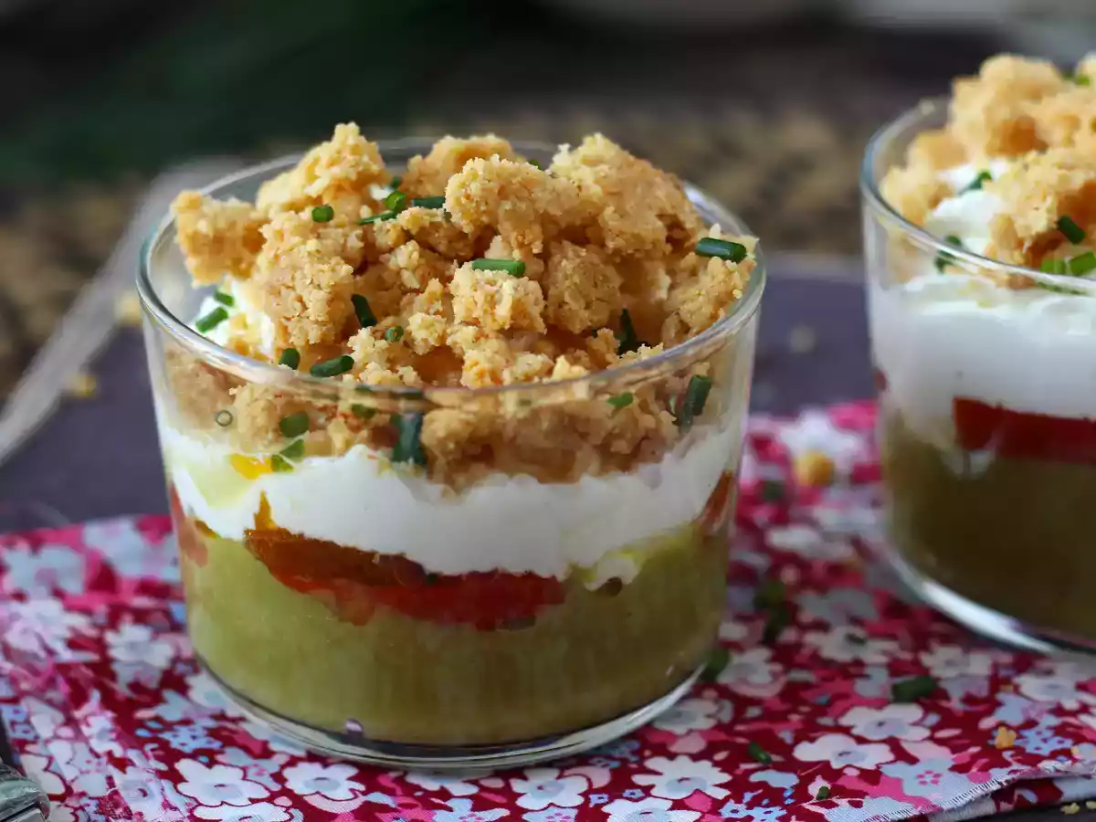 Vegetariska verrines: ärtsoppa, parmesancrumble och mascarponekräm - foto 5