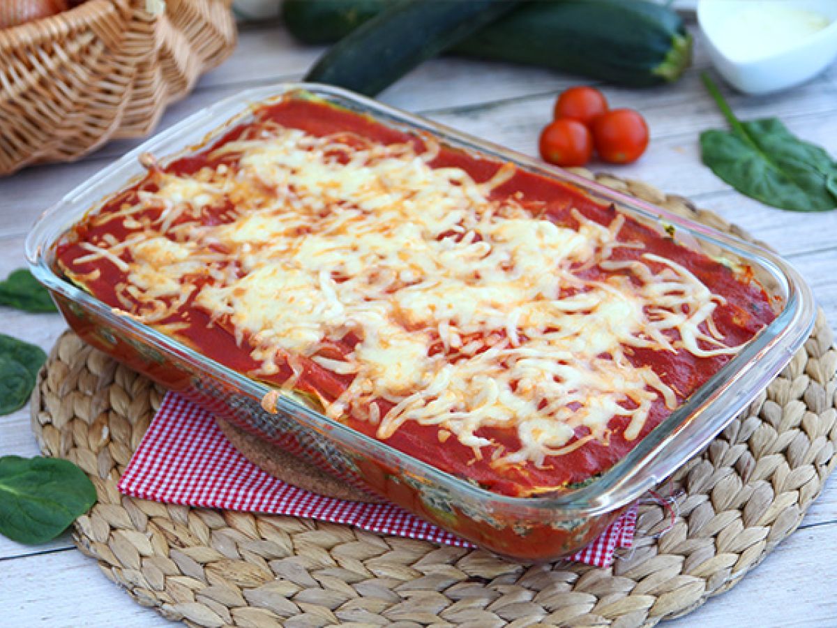 Zucchini lasagne med spenat
