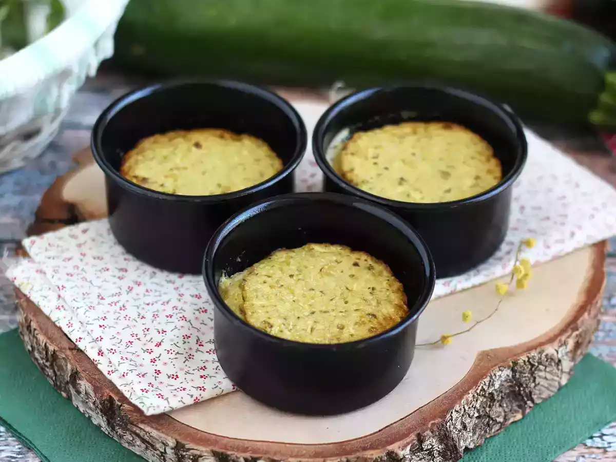 Zucchini och pestoflans - glutenfria